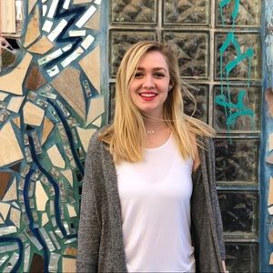 Meet your Posher, Deanna